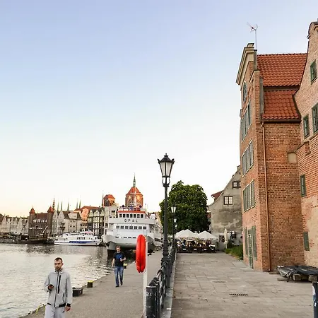 Aparthotel Komturia Old Town By Fahrenheit 3*